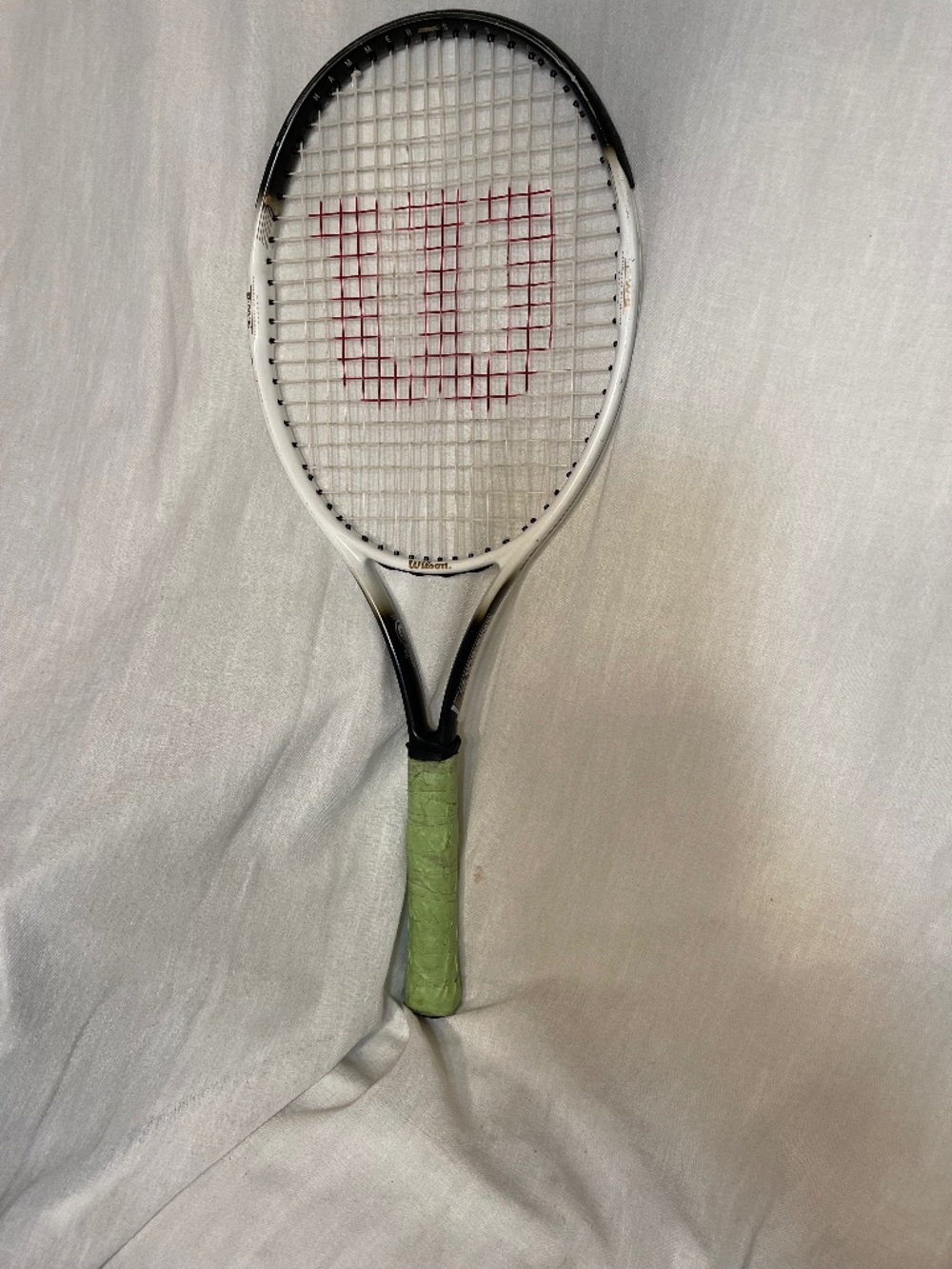 Wilson Tennis Racket with Red W String Logo and Green Grip - Picture 1 of 12
